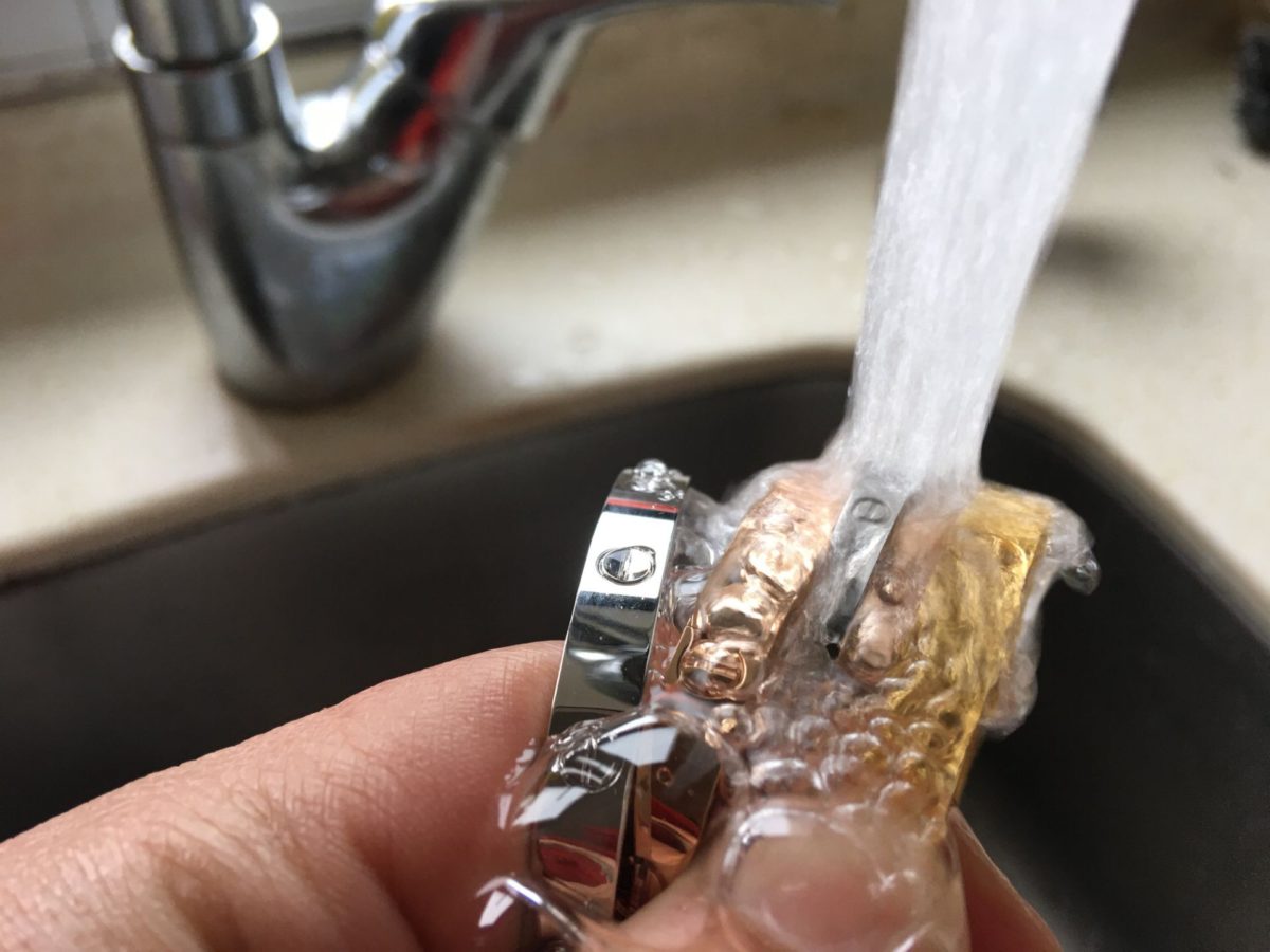 how to wear a cartier love bracelet