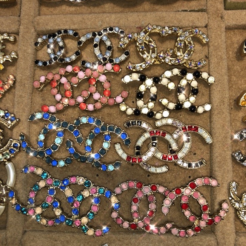 Chanel earrings letters, chanel earrings cc, chanel hoop earrings, chanel earrings price 2020 (16)