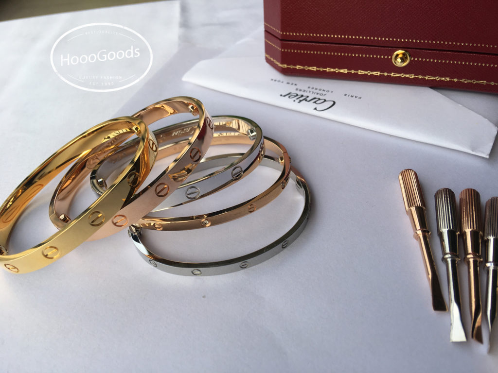 Cartier love bracelet regular vs small