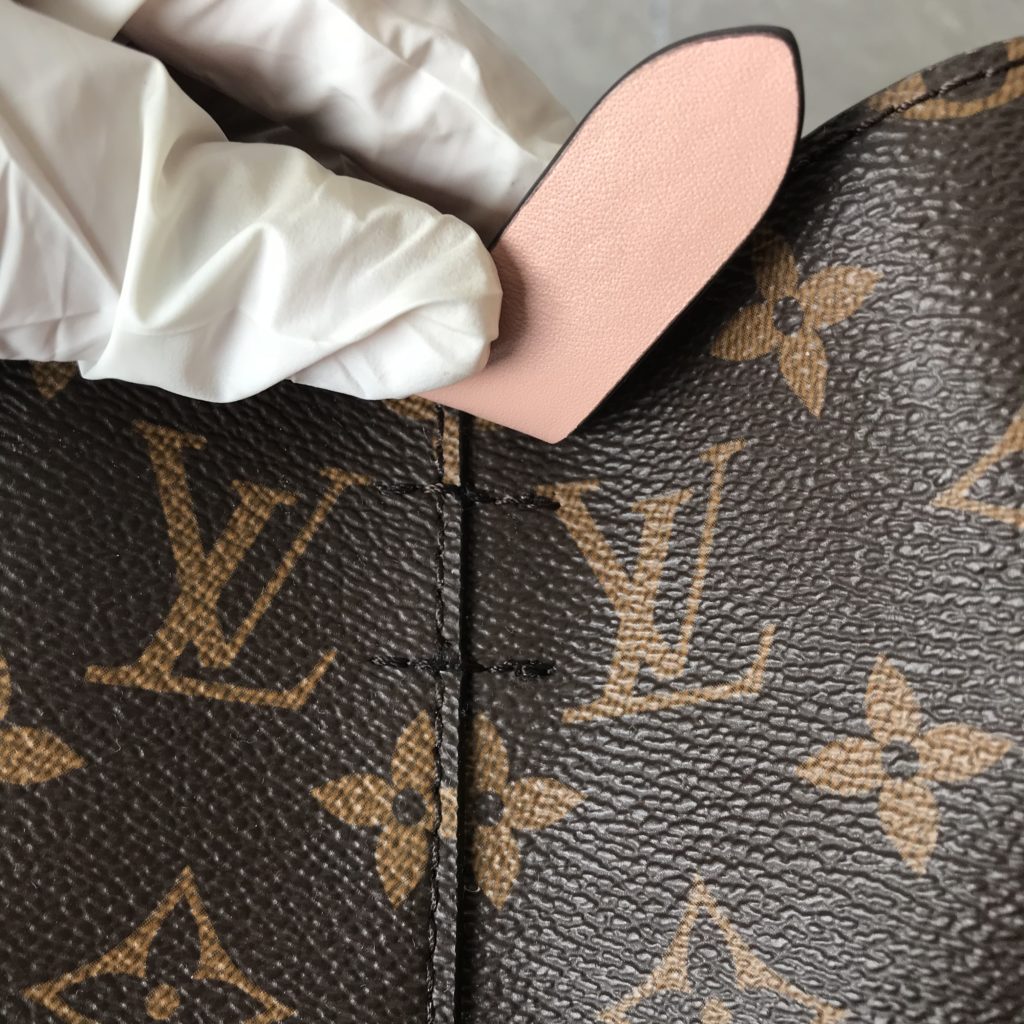 LV M44022 Luxury Monogram Canvas and Leather Handbag Neonoe