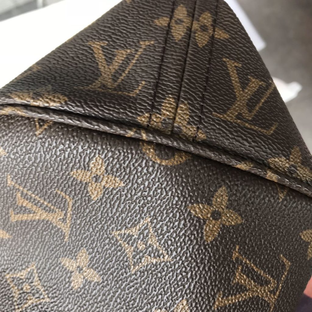 Louis Vuitton Neverfull MM M40995 Monogram Handbag for Women