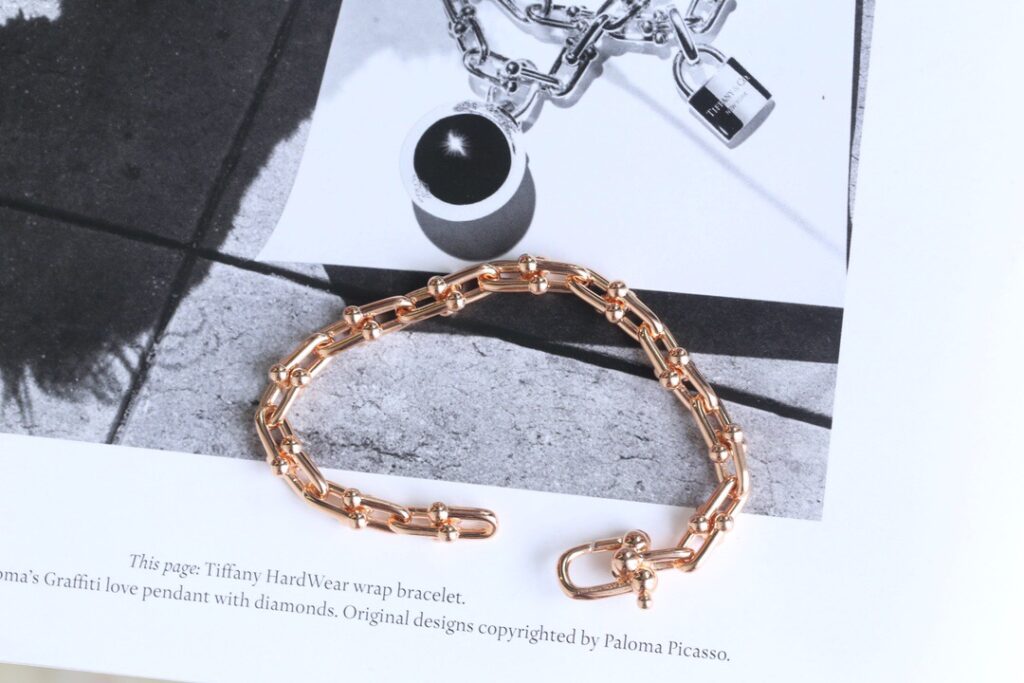 Tiffany HardWear Link Bracelet rose gold