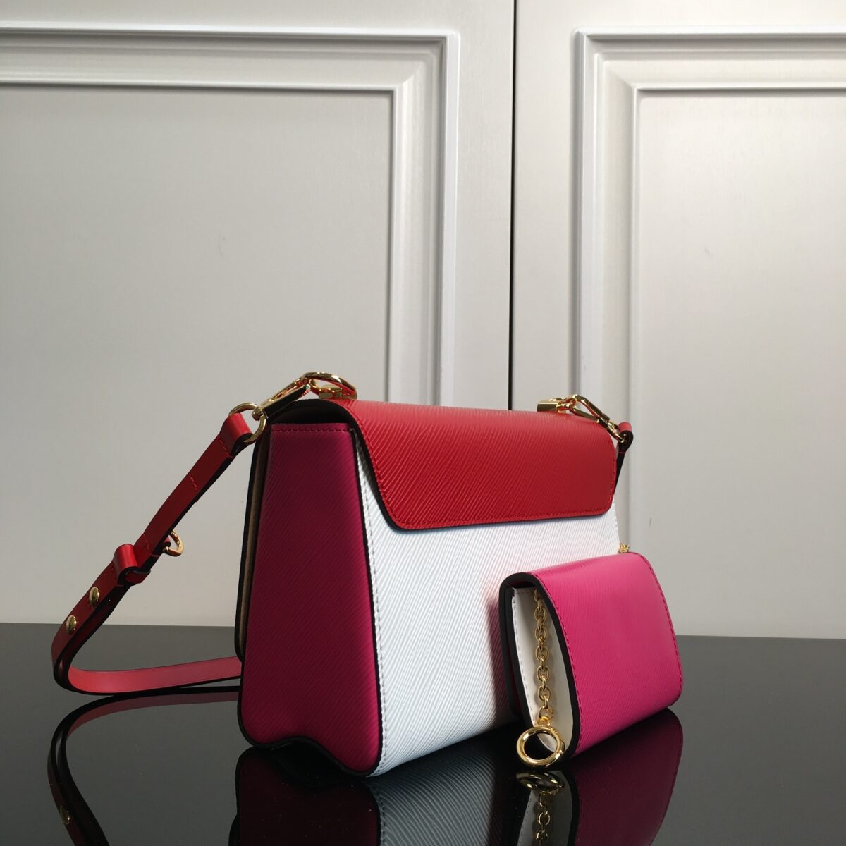 M55909 Louis Vuitton TWIST PM AND TWISTY Red/Pink/White HoooFashion
