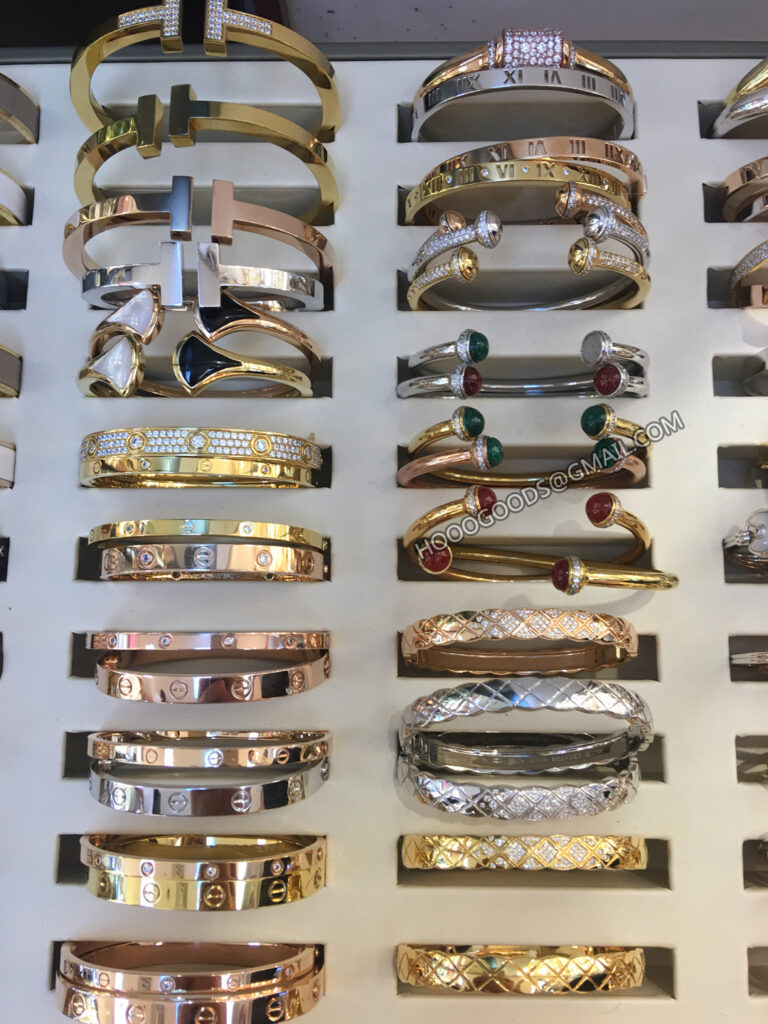 Cartier,Tiffany,Bvlgari,Chanel,Hermes,Gucci,Van Cleef,LV bracelets ...all popular fashion luxury bracelets are here ...